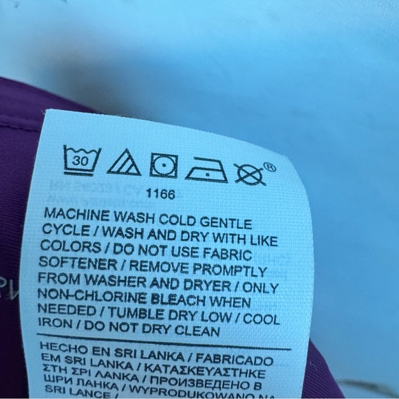 Athleta | Interval Stash 7/8 Tight Legging, LP - Picture 13 of 14